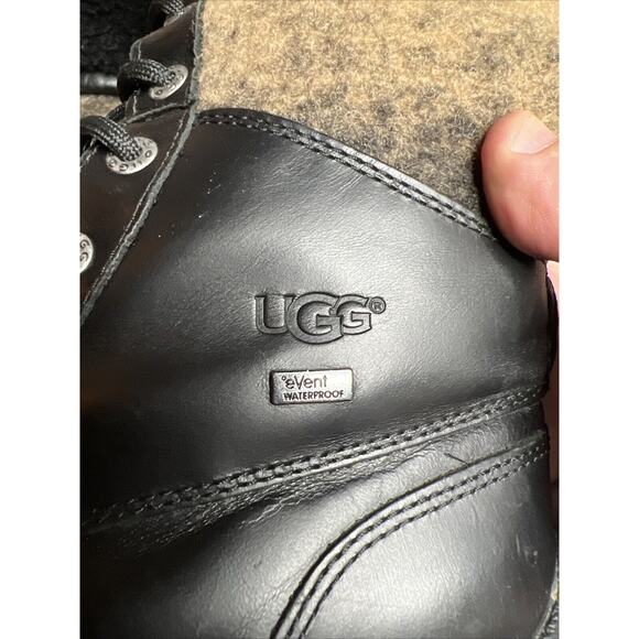 UGG Adirondack Tall Winter Boots Women’s Sz 6 Black Wool Lace Up 1013508 - Picture 11 of 13